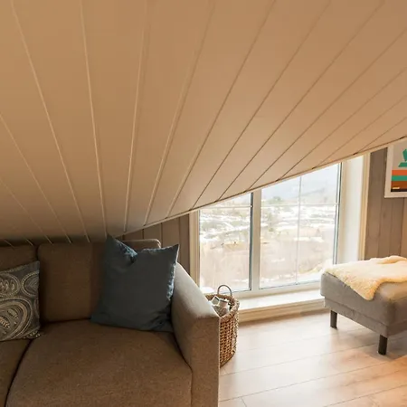 Mountain View Chalet *